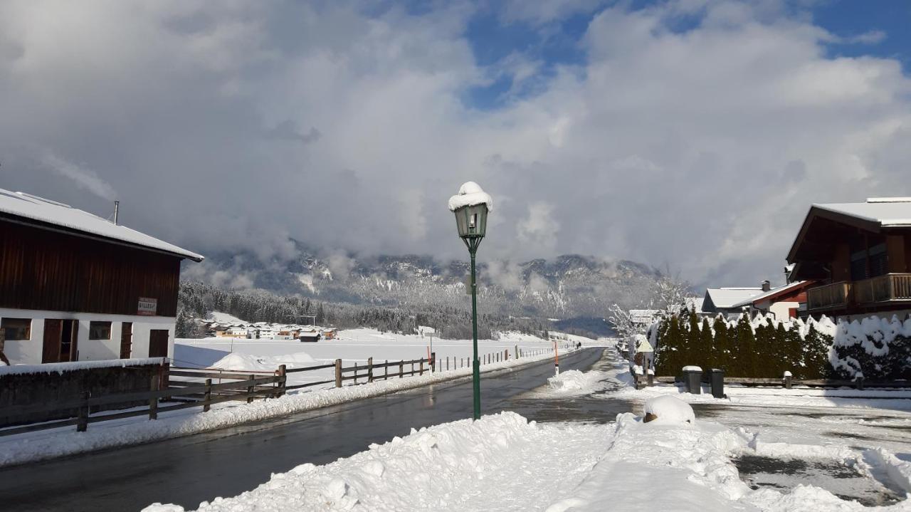 Privatzimmervermietung Foidlbauer Bed and Breakfast Oberndorf in Tirol Exterior foto